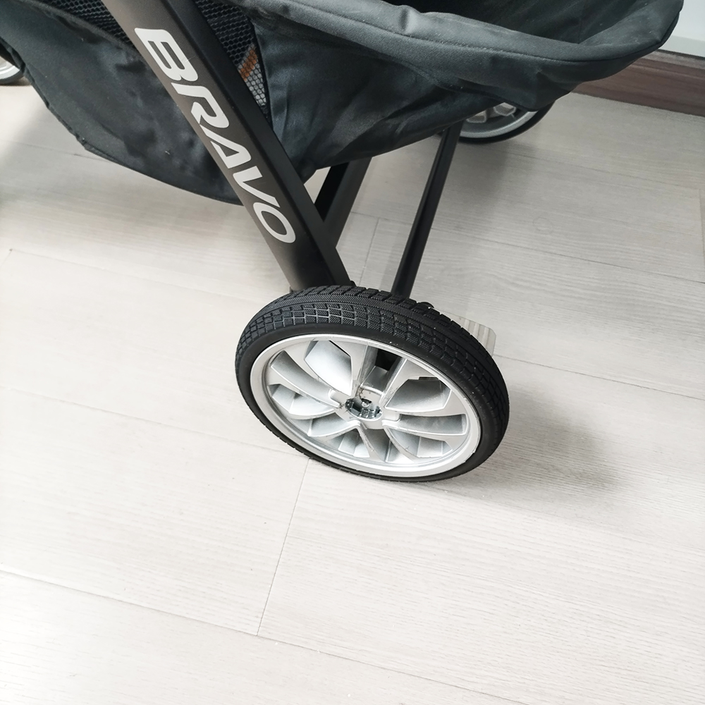 Neumático trasero personalizad - Chicco Stroller Bravo reseña y precio